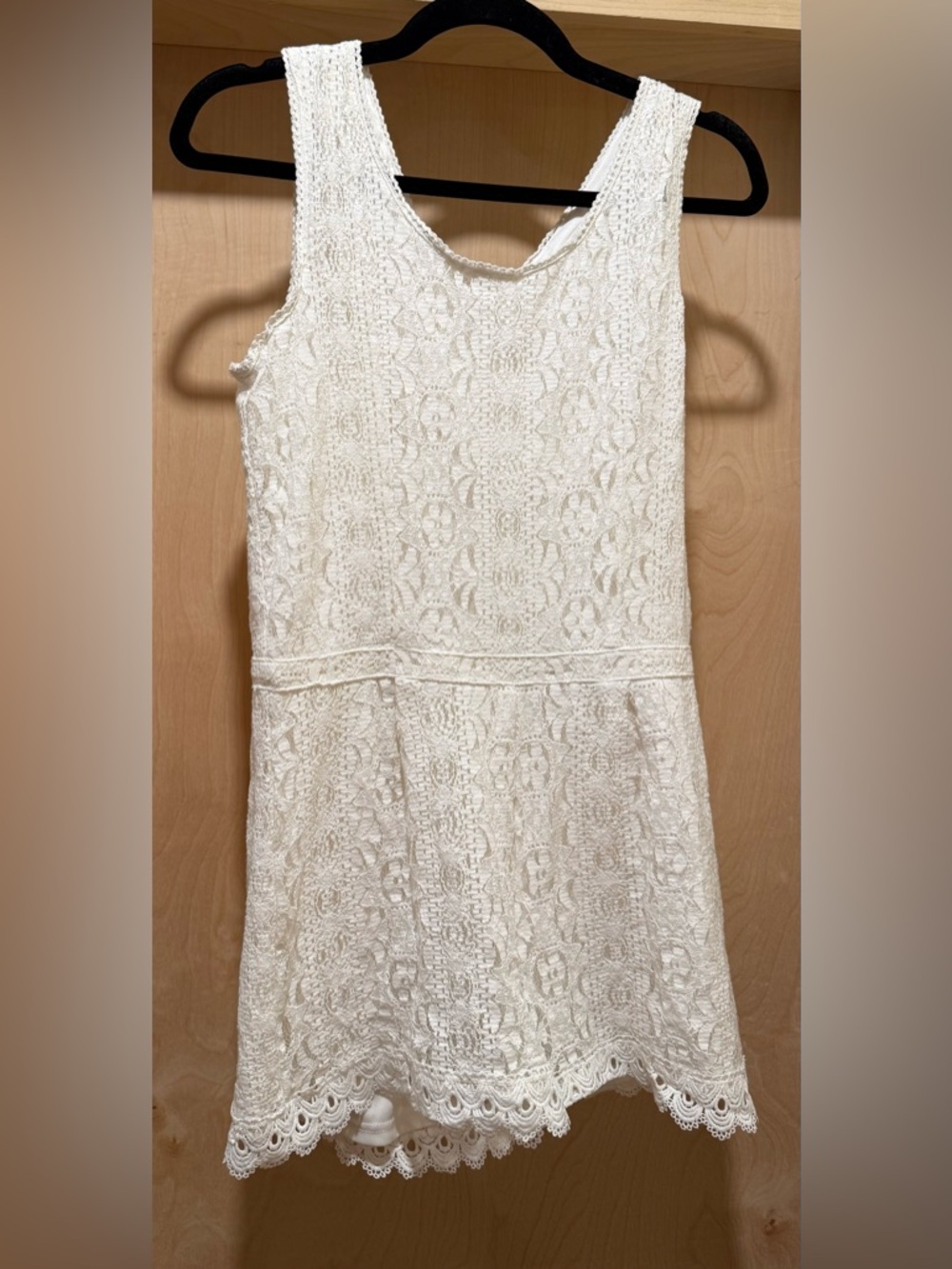 Japan White Lace Sleeveless Romper Size Large Good Condition